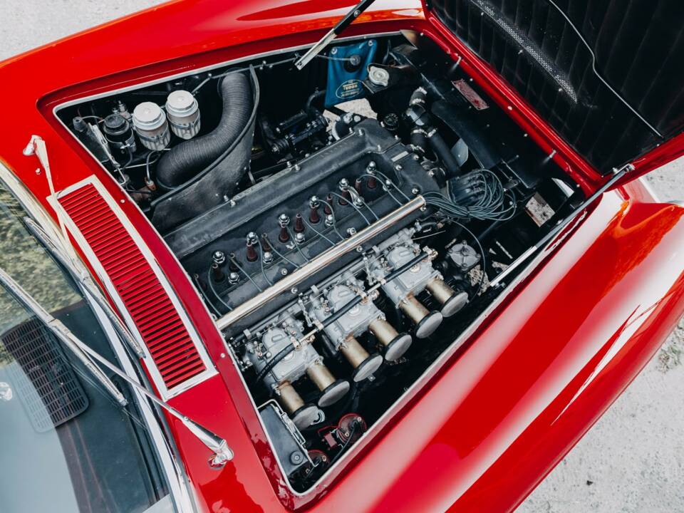 Afbeelding 13/21 van Maserati Mistral 4000 (1967)