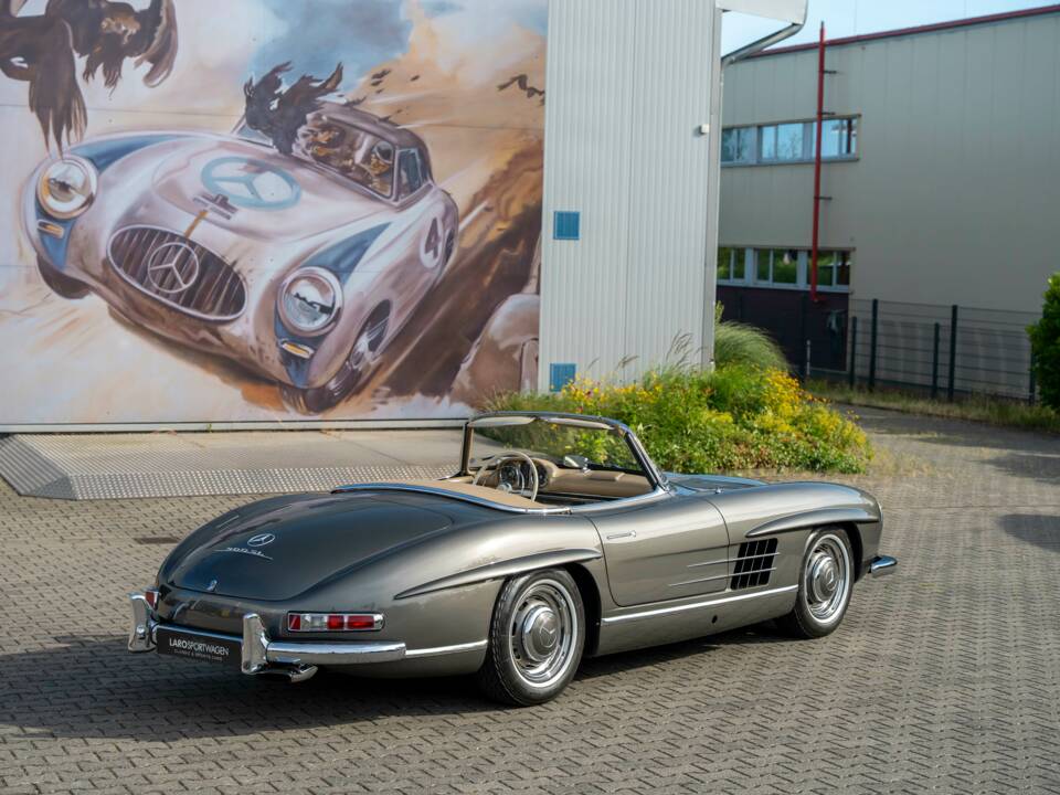 Afbeelding 9/38 van Mercedes-Benz 300 SL Roadster (1961)
