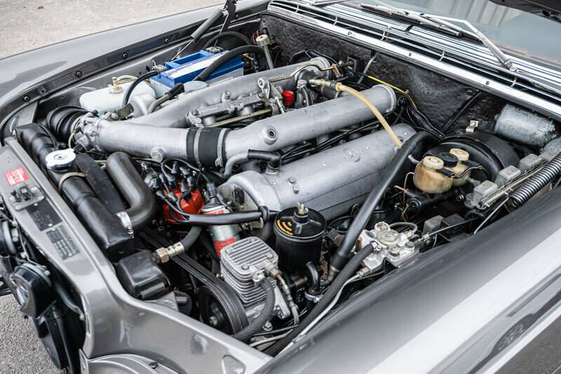 Image 2/36 of Mercedes-Benz 300 SEL 6.3 (1970)