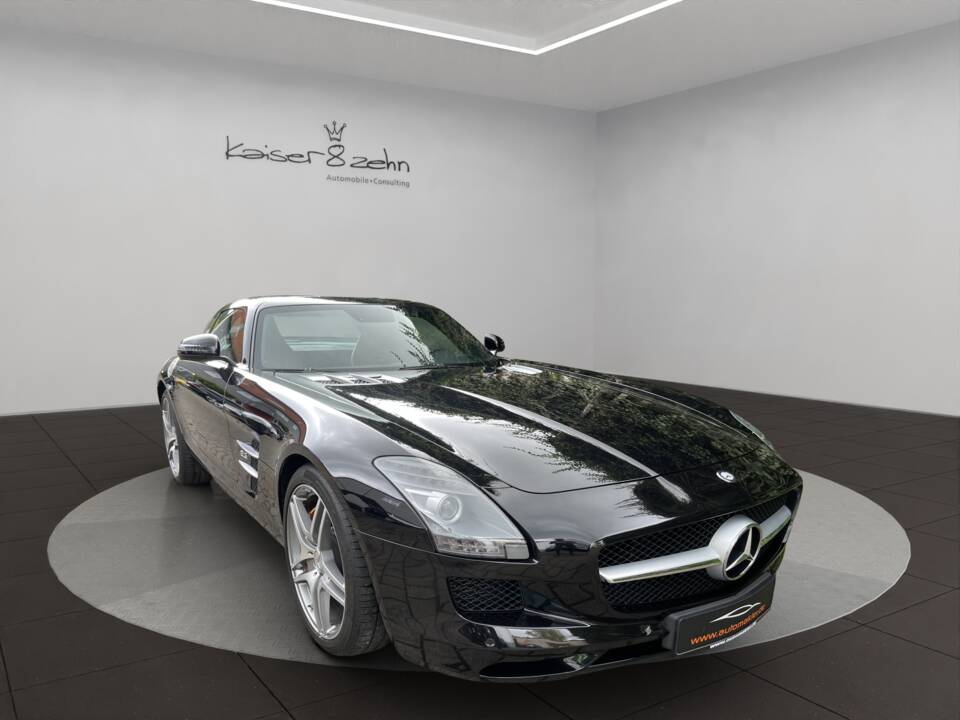 Image 3/16 of Mercedes-Benz SLS AMG (2011)