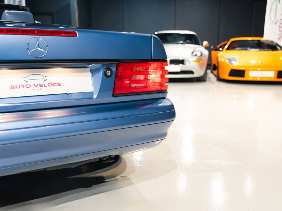 Image 9/35 of Mercedes-Benz SL 320 (1998)