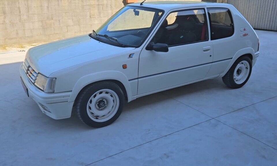 Bild 3/8 von Peugeot 205 rallye (1991)