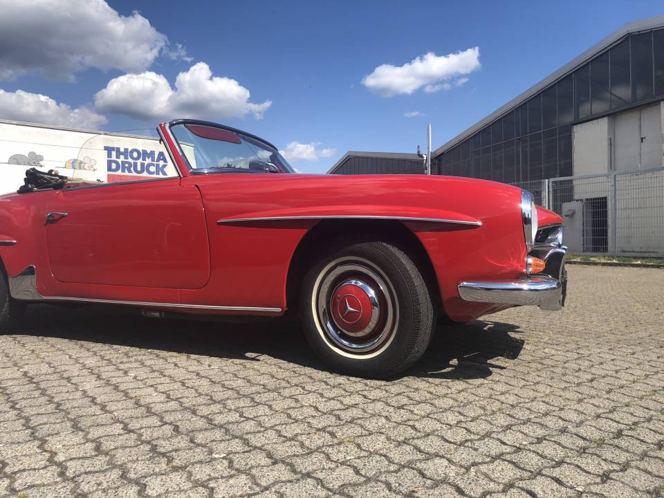 Image 42/45 of Mercedes-Benz 190 SL (1960)