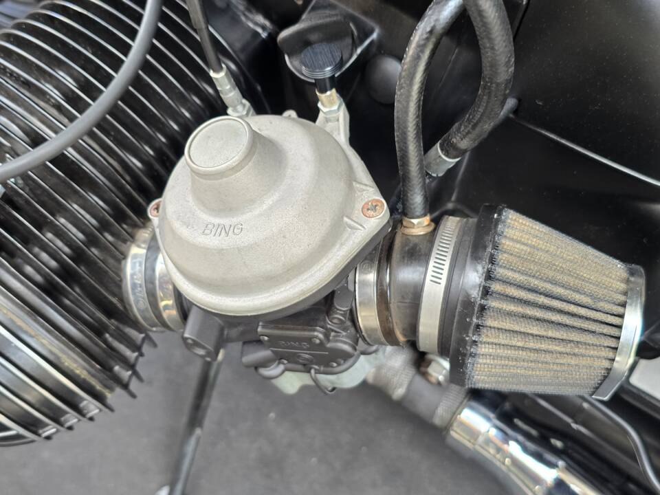 Bild 13/28 von BMW DUMMY (1978)