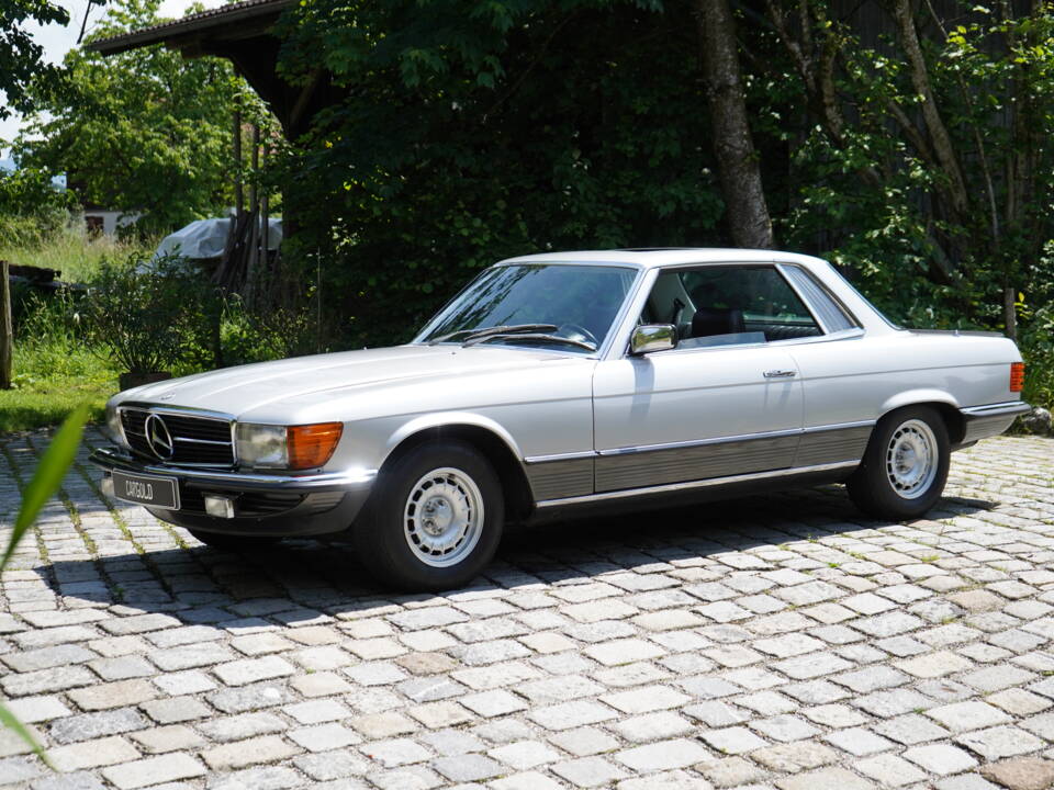 Image 13/29 de Mercedes-Benz 500 SLC (1980)