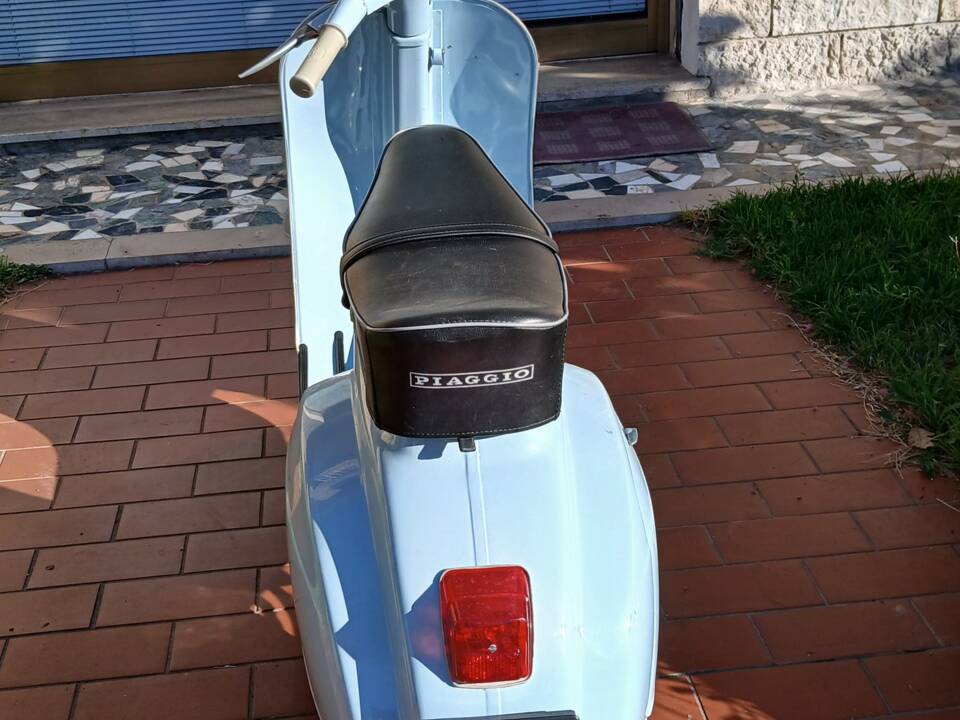 Immagine 2/5 di Piaggio Vespa 50 N (1971)