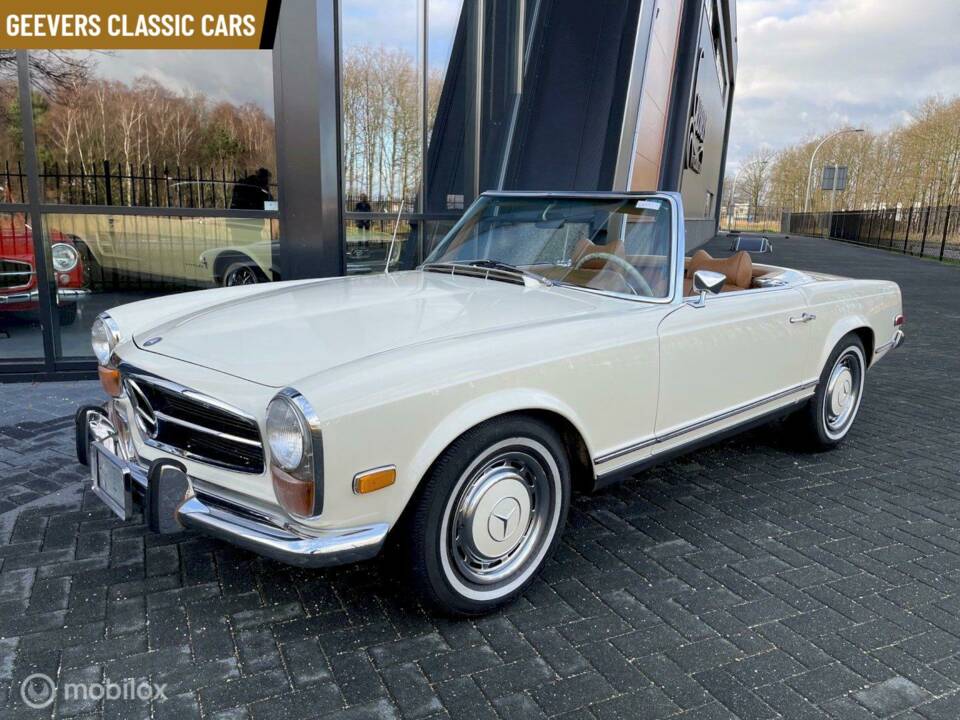 Immagine 7/12 di Mercedes-Benz 280 SL (1970)