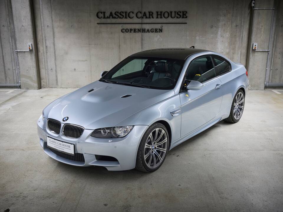 Image 17/100 of BMW M3 (2006)