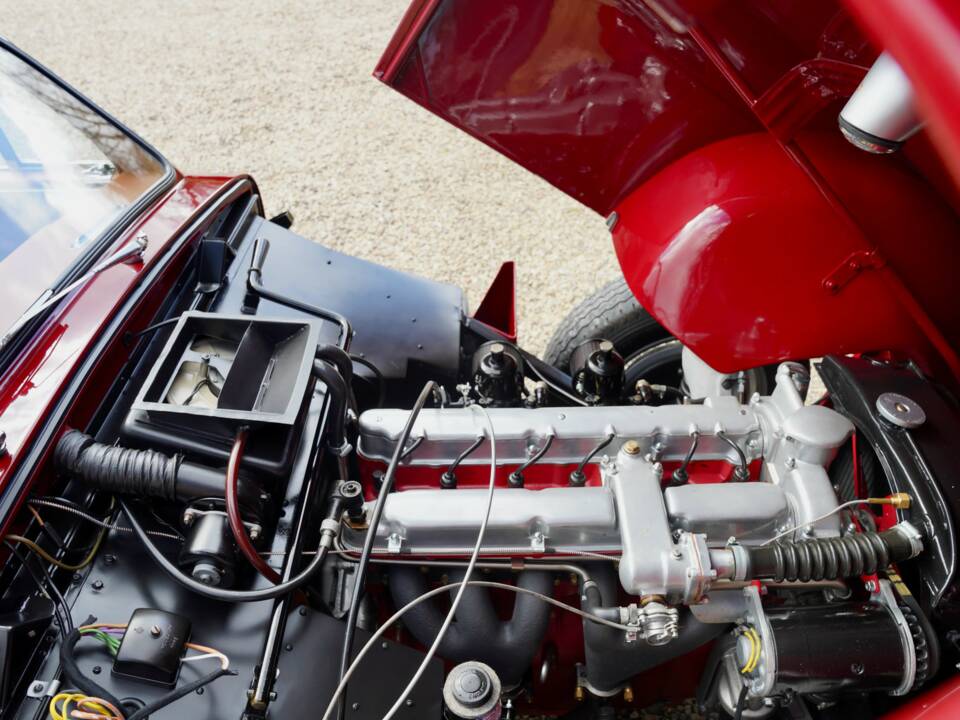 Imagen 16/50 de Aston Martin DB 2/4 Mk II DHC (1955)