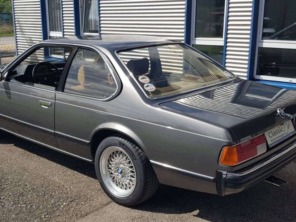 Original BMW Verbandskasten e23 e24 e28 735i 745i 633i 635i csi in