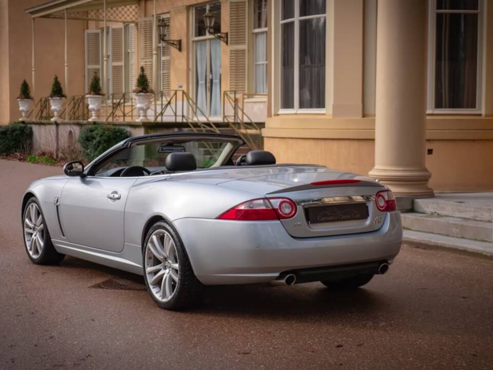 Image 5/31 of Jaguar XK 4.2 (2006)