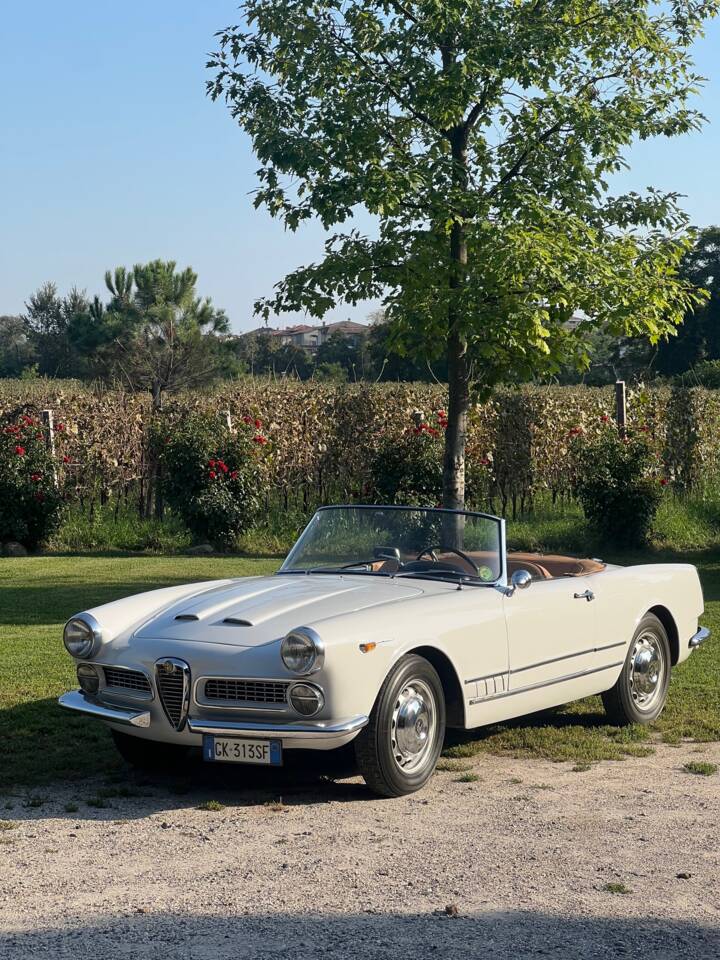 Afbeelding 8/9 van Alfa Romeo 2000 Spider Veloce (1962)