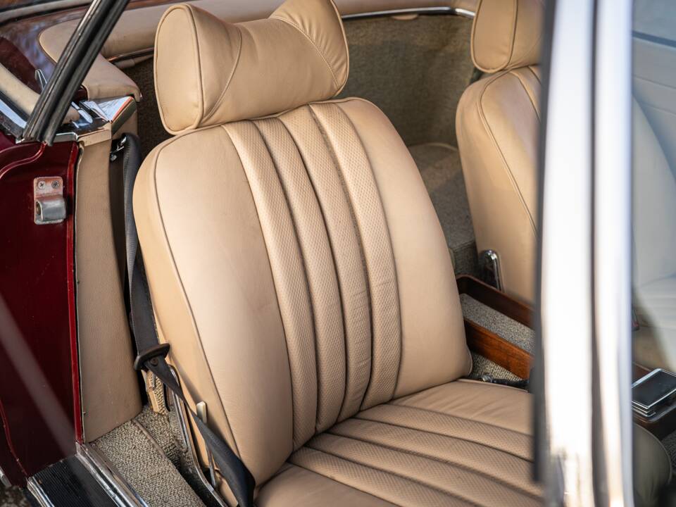 Image 45/70 de Mercedes-Benz 230 SL (1966)