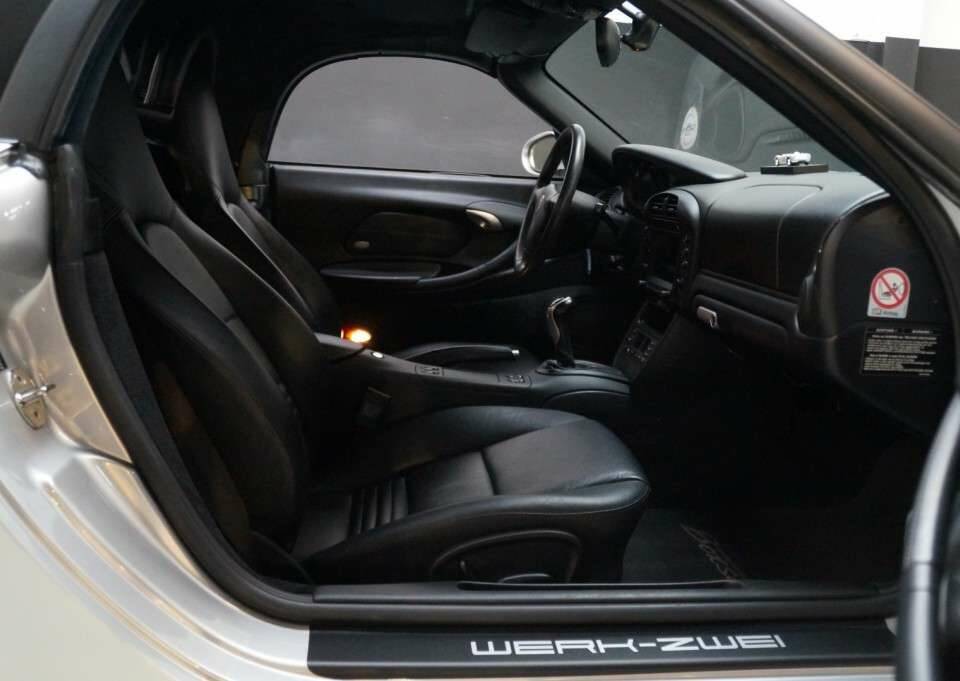 Immagine 19/50 di Porsche Boxster (2003)