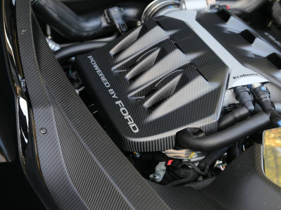 Image 24/50 of Ford GT Carbon Series (2021)