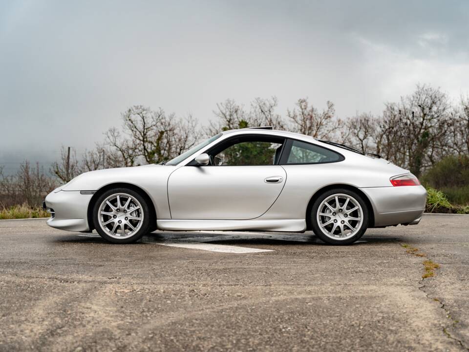 Bild 3/16 von Porsche 911 Carrera 4 (1999)