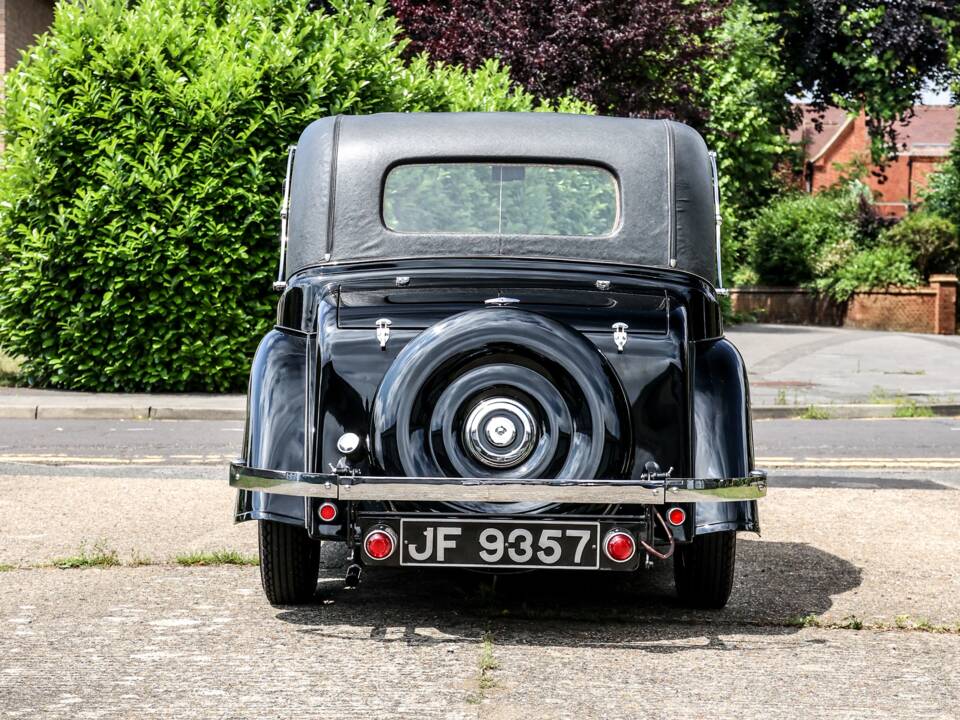 Image 16/33 of Morris 12&#x2F;4 (1935)