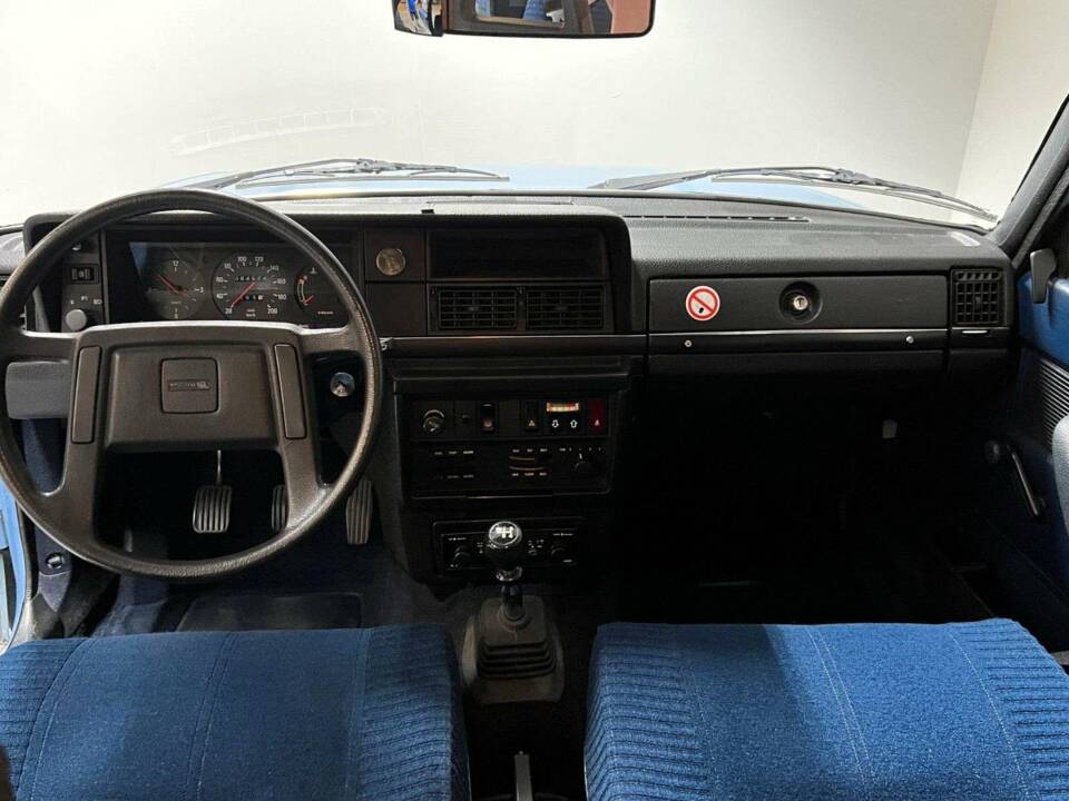 Imagen 9/15 de Volvo 244 (1980)