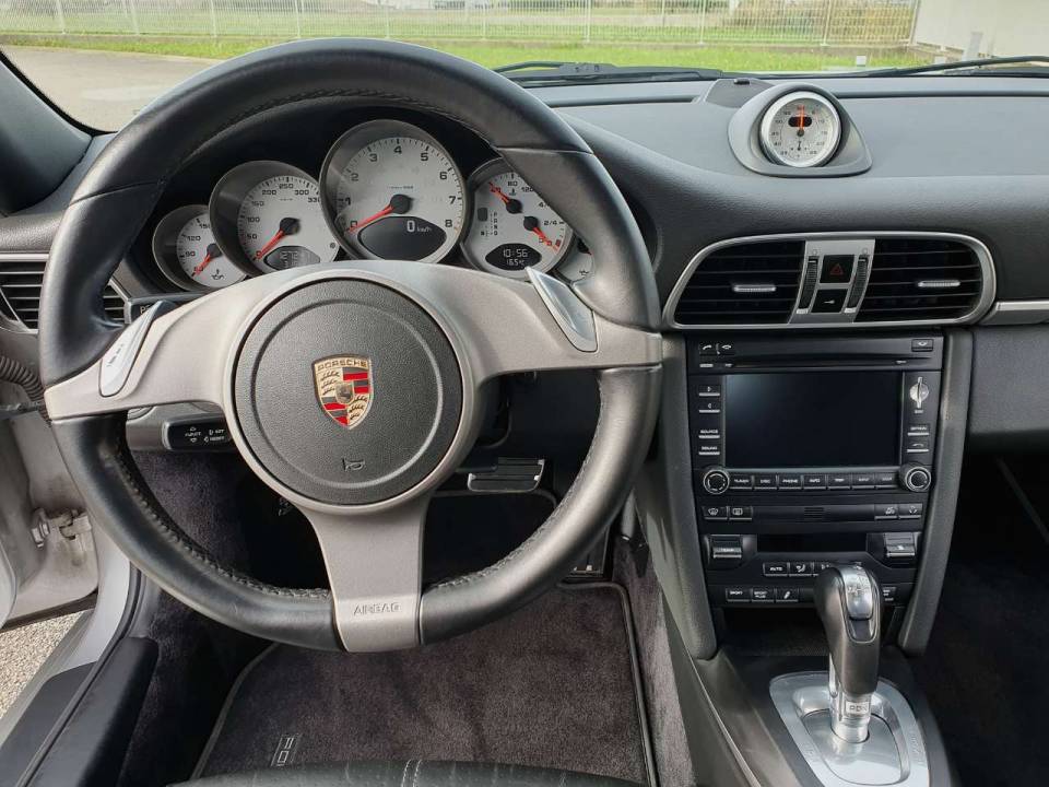 Bild 9/16 von Porsche 911 Carrera 4S (2008)