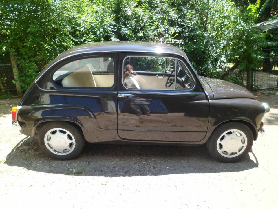 Bild 1/8 von Zastava 750L (1984)