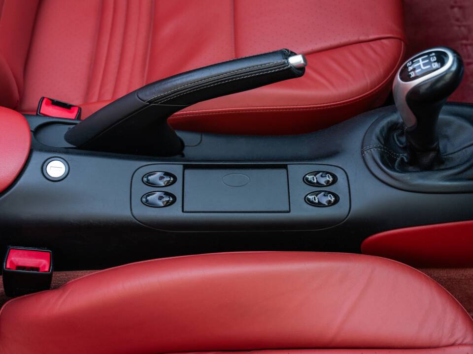 Image 53/73 of Porsche Boxster (2001)