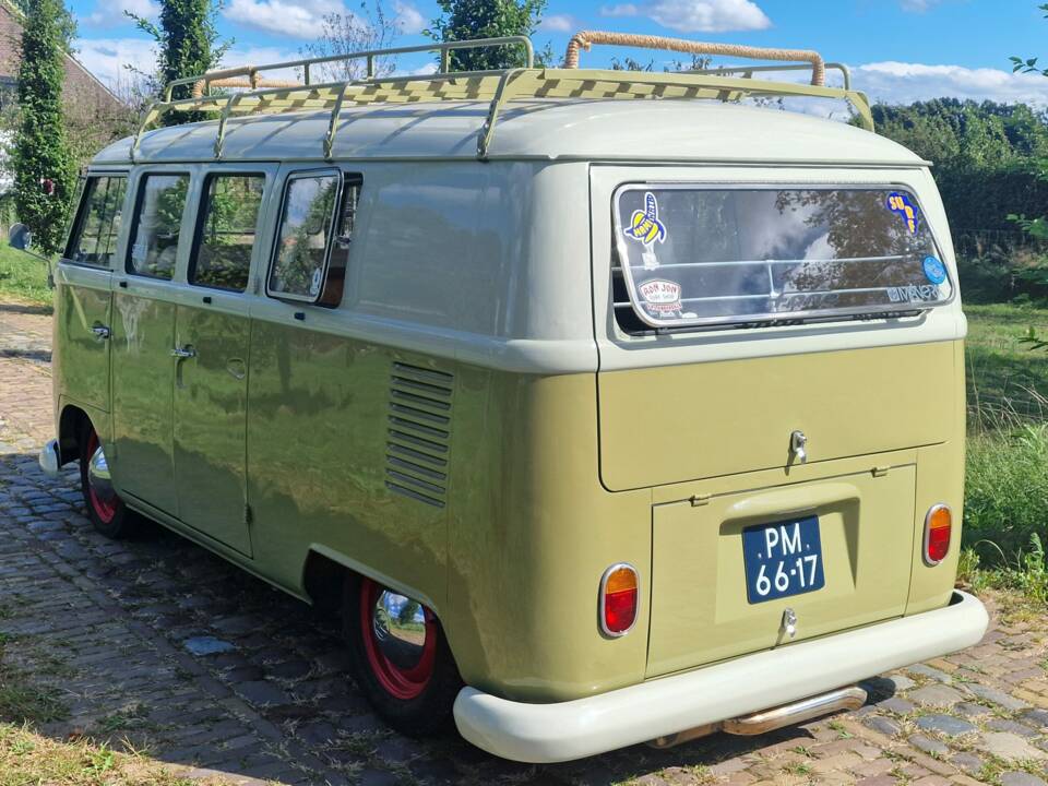 Image 3/5 of Volkswagen T1 camper (1967)