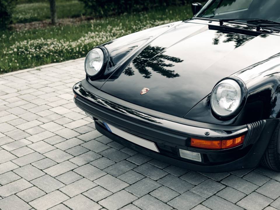 Immagine 6/22 di Porsche 911 Turbo 3.3 (1989)