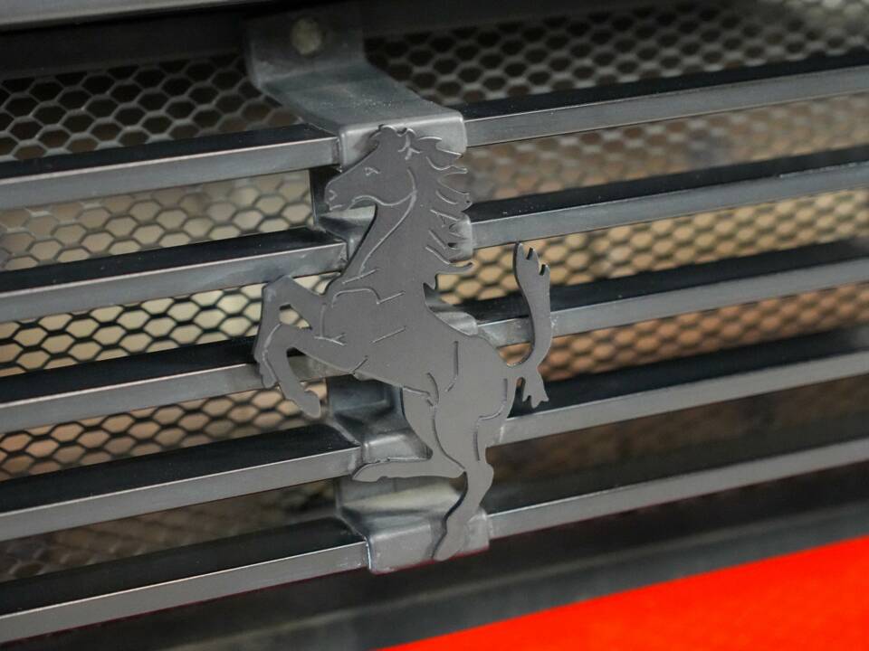 Bild 39/50 von Ferrari Testarossa (1990)