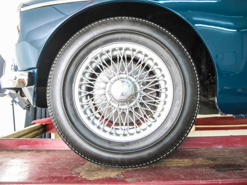 Bild 50/50 von MG MGB GT (1972)
