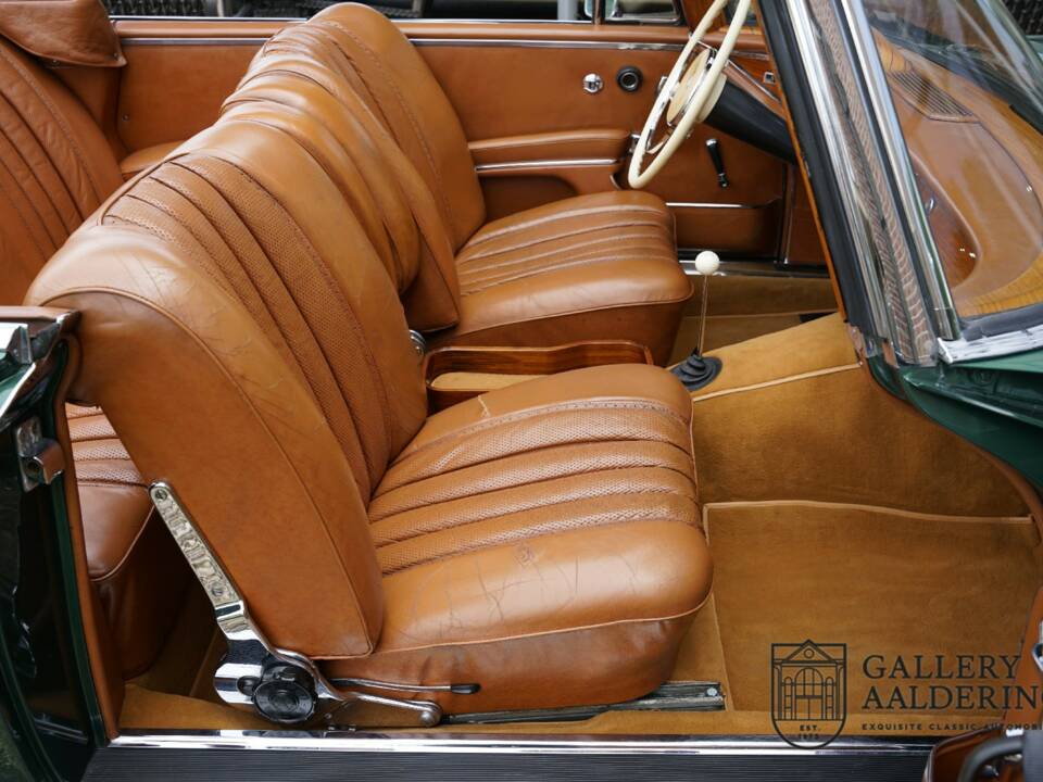 Afbeelding 44/50 van Mercedes-Benz 220 SE b (1964)