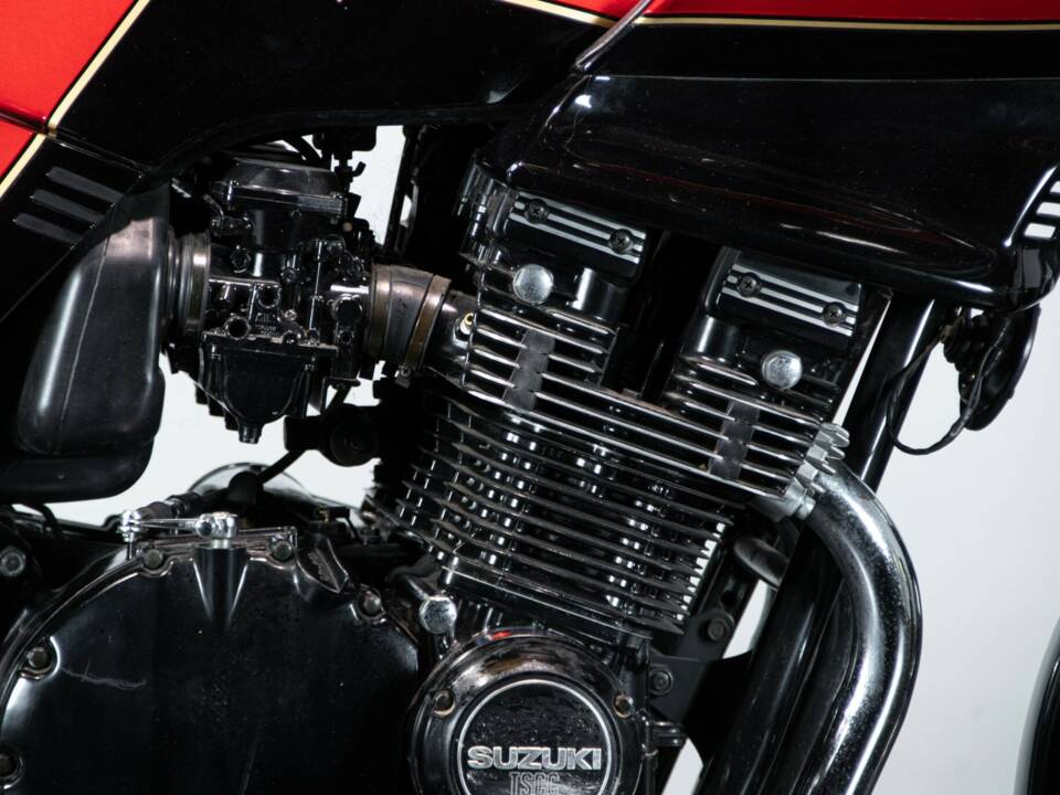 Image 24/50 de Suzuki DUMMY (1988)