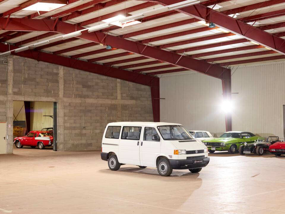 Image 3/56 of Volkswagen T4 Kombi 2.0 (1998)