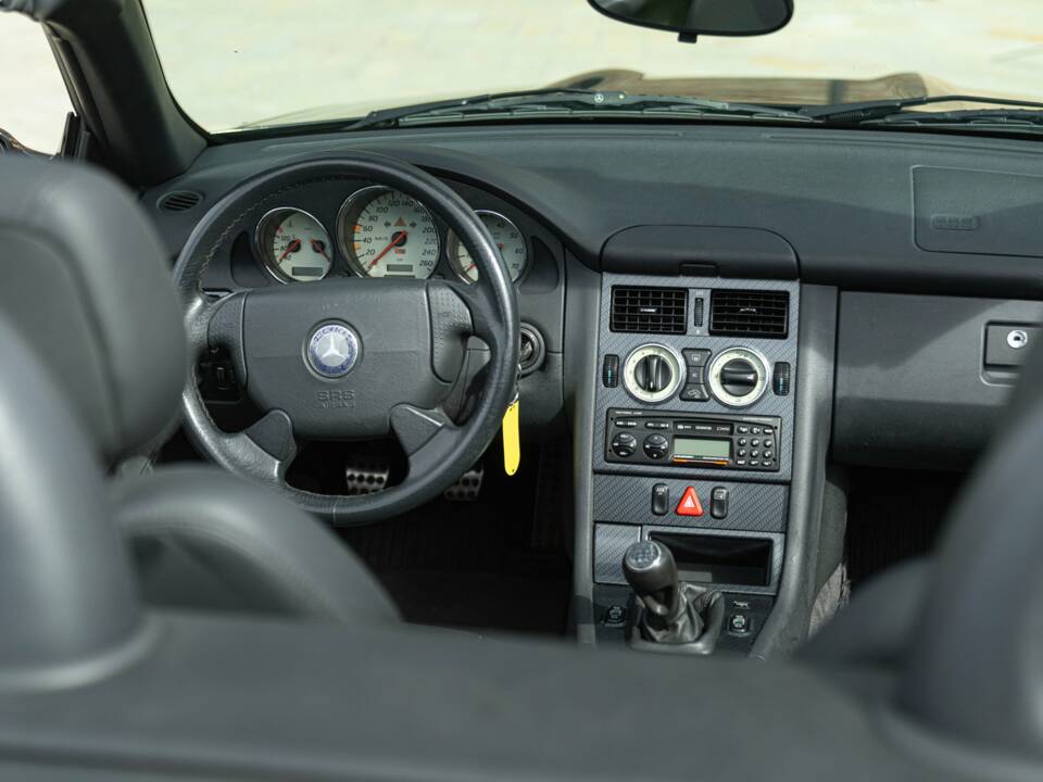 Image 32/50 of Mercedes-Benz SLK 200 Kompressor (1998)