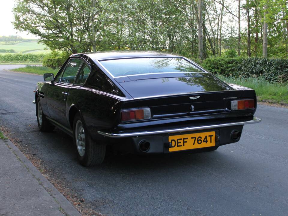 Bild 4/19 von Aston Martin V8 Vantage (1978)