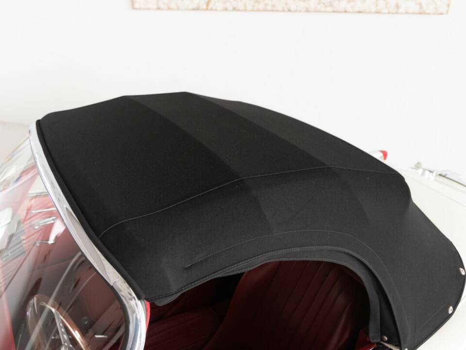 Bild 25/45 von Jaguar XK 150 3.4 S OTS (1958)