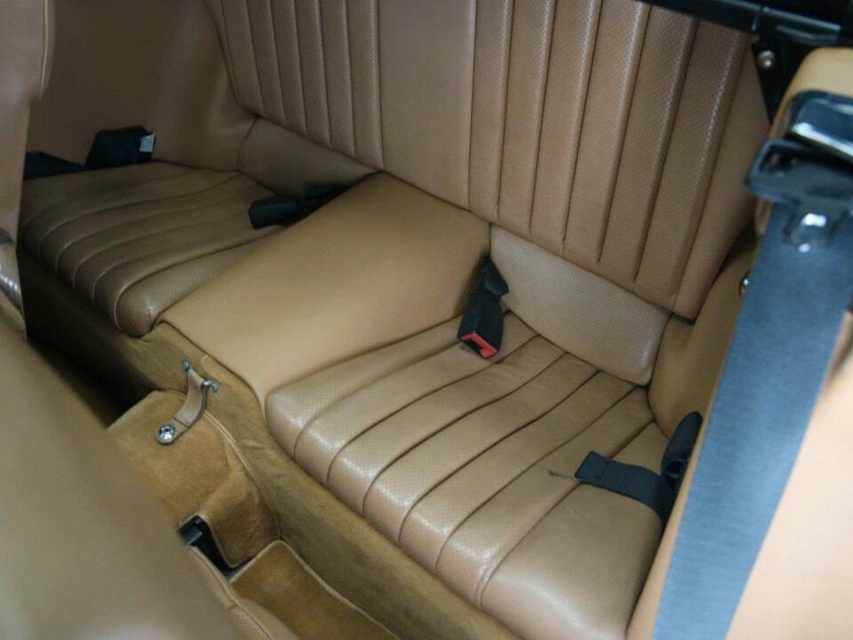 Image 18/50 de Mercedes-Benz 420 SL (1987)