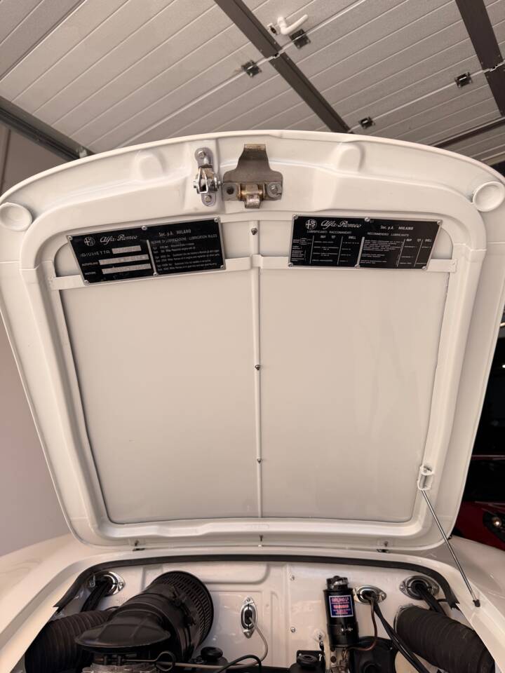 Image 47/72 of Alfa Romeo Giulietta Spider (1957)