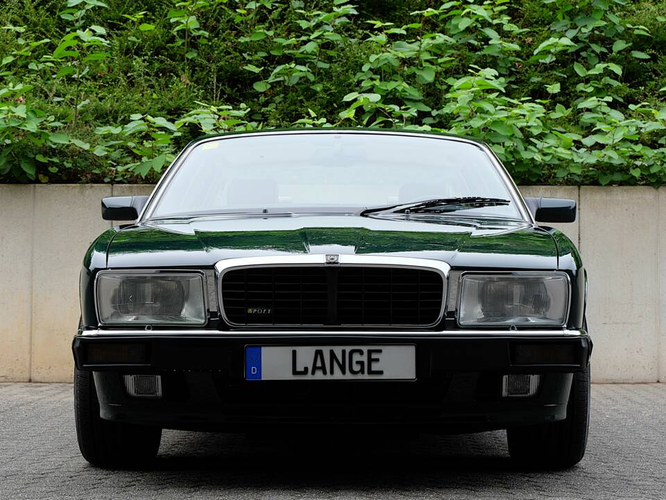 Image 4/77 de Jaguar XJ 40 (XJ-R) (1993)