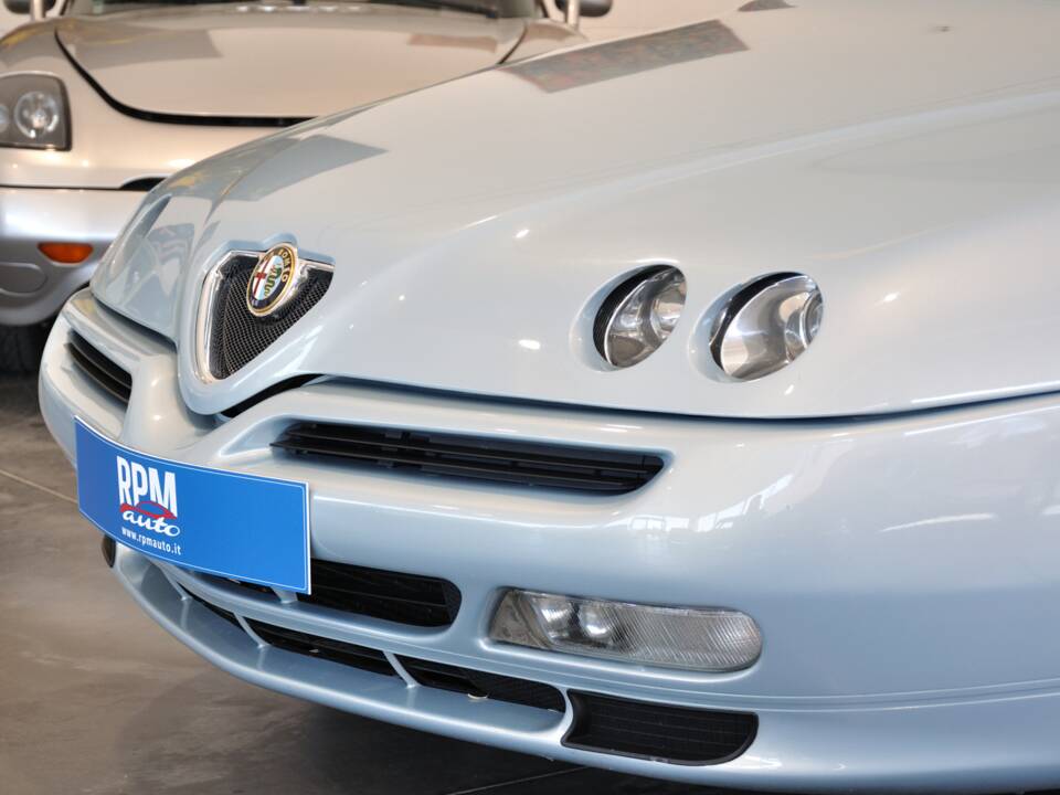 Immagine 12/41 di Alfa Romeo Spider 3.0 V6 12V (2000)