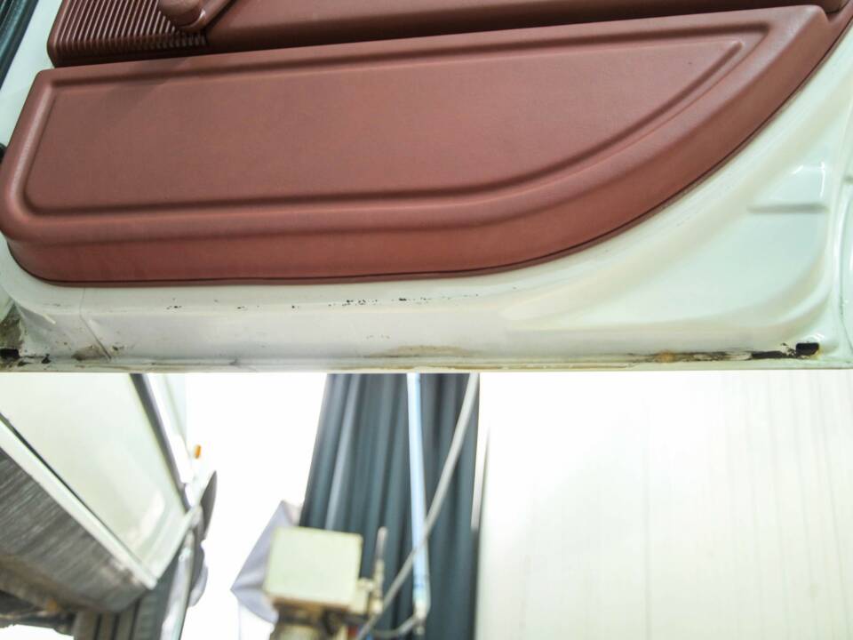 Image 48/50 de Volvo 740 (1984)