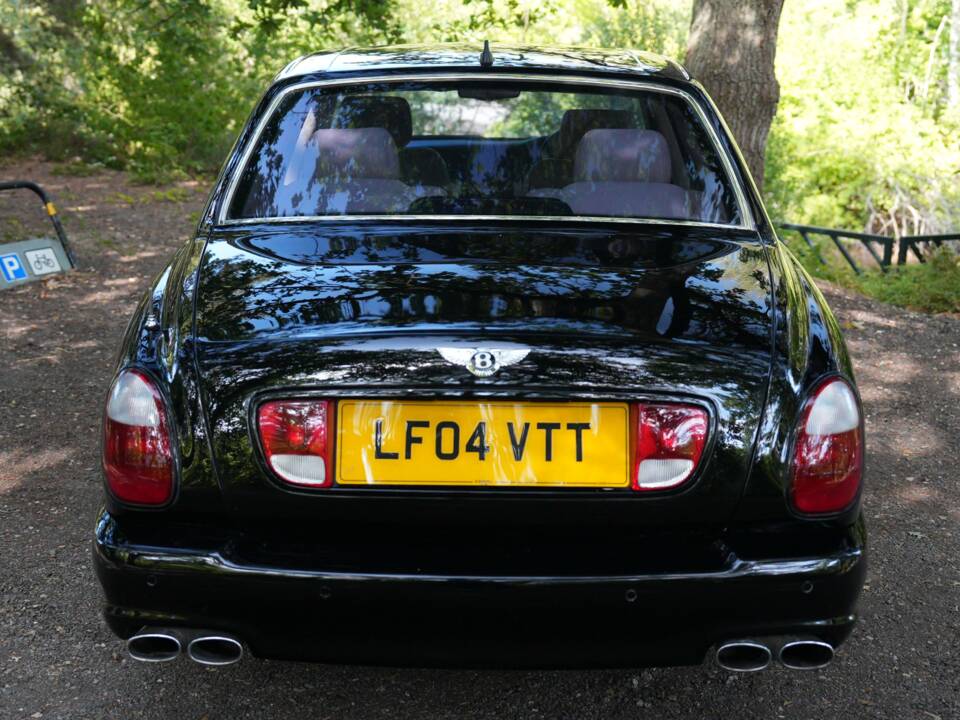 Image 8/50 of Bentley Arnage T (2004)