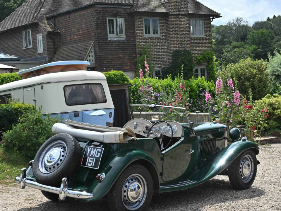 Image 22/50 of MG TD (1953)