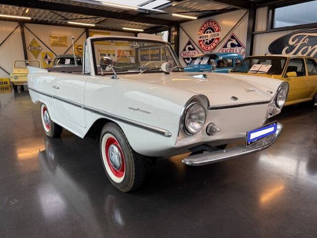 Image 2/24 of Amphicar 770 (1967)