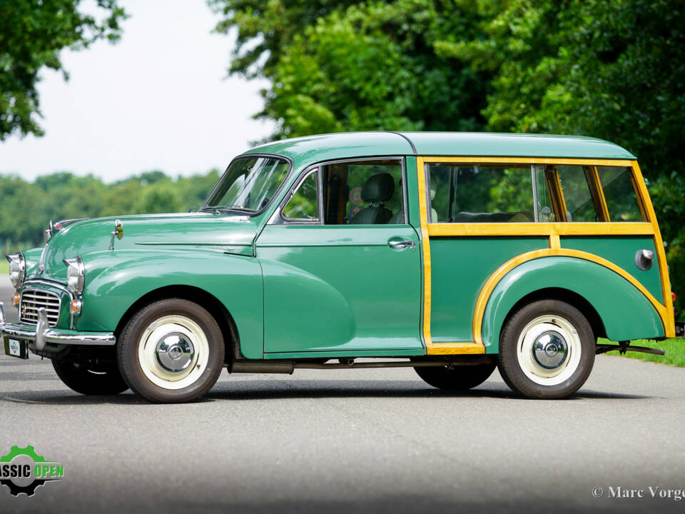 Image 24/43 of Morris Minor 1000 Traveller (1965)