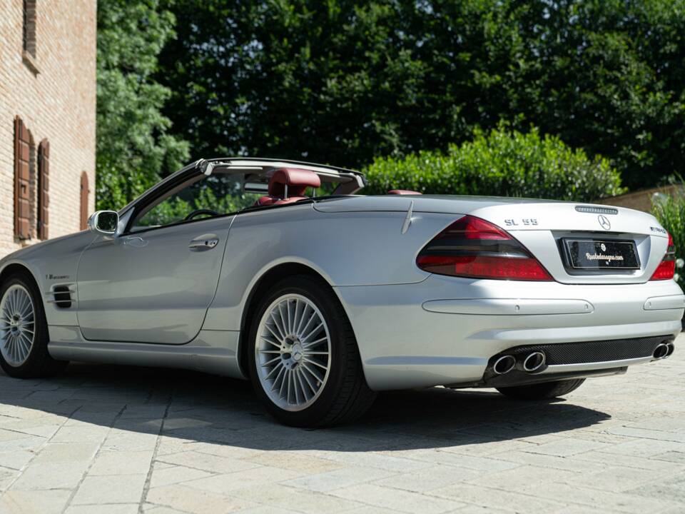 Image 9/50 of Mercedes-Benz SL 55 AMG (2002)
