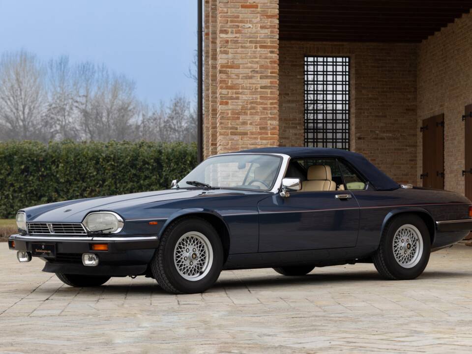 Bild 1/50 von Jaguar XJS 5.3 V12 (1990)