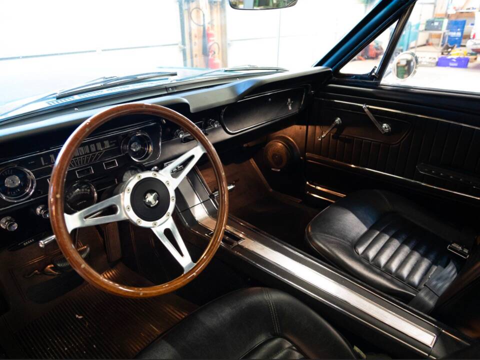 Image 8/11 of Ford Mustang 289 (1965)