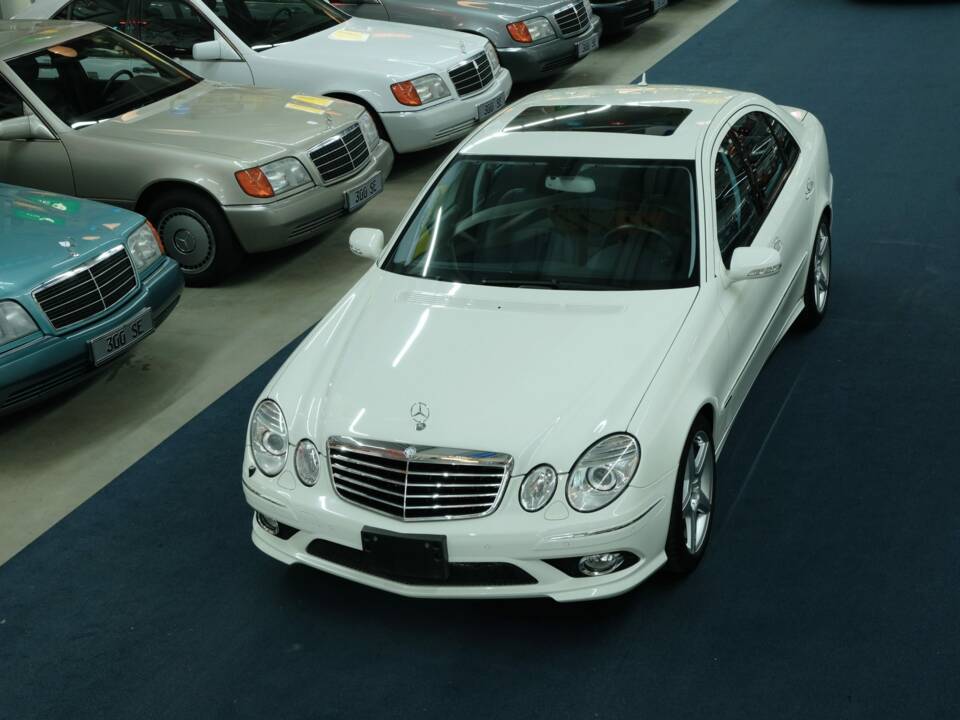 Bild 4/50 von Mercedes-Benz E 500 (2007)