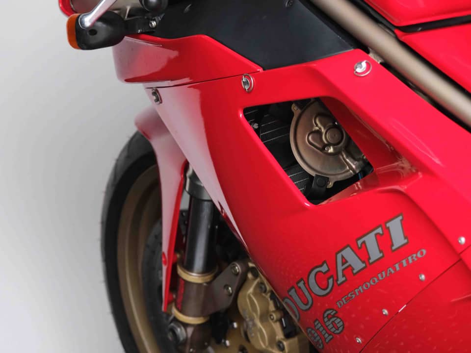 Bild 72/93 von Ducati 916 Strada (1994)