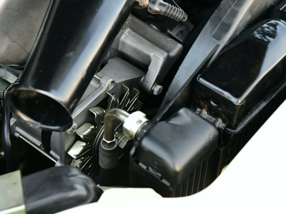 Image 31/50 of Mercedes-Benz 280 SE 3,5 (1971)